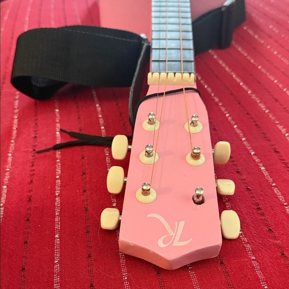 Robson Acoustic Guitar with strap 30” Junior Size Model ROB30 pink - Picture 7 of 14